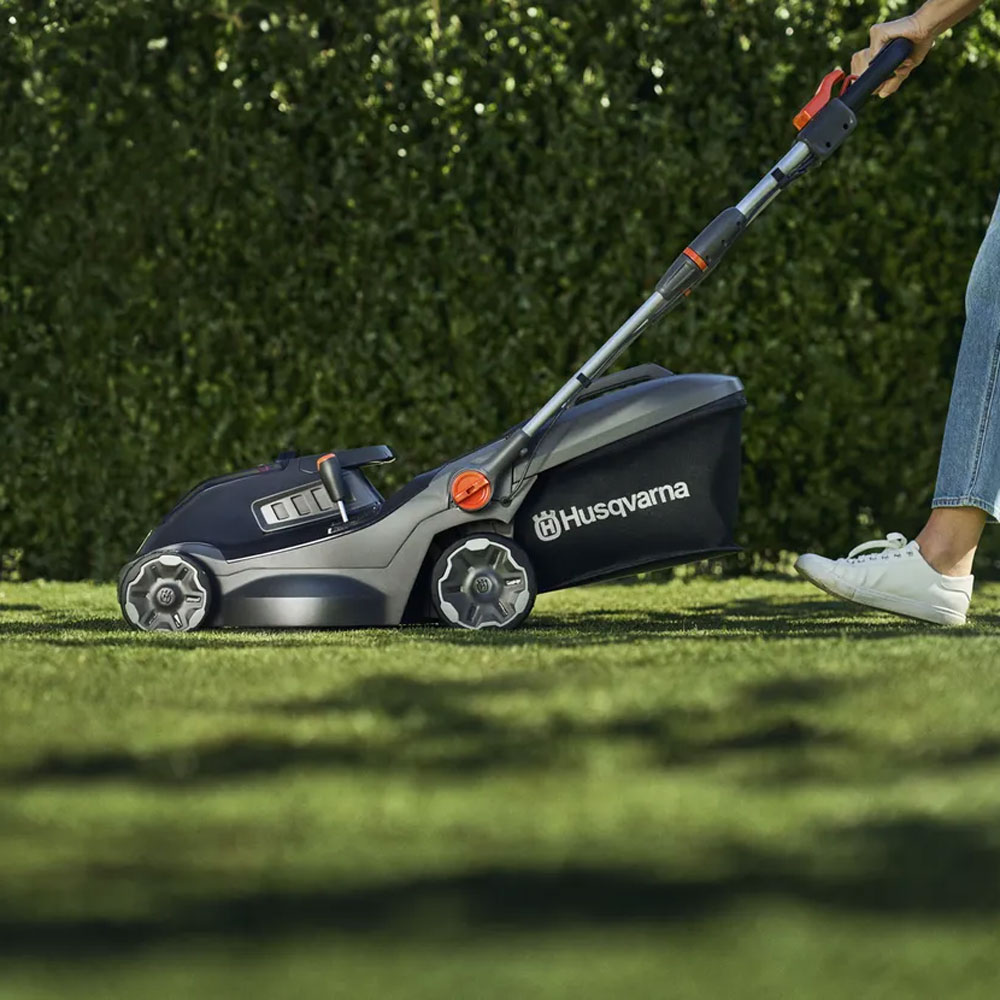 Produktabbildung: Husqvarna - LC34-P4A inkl. Akku und Ladegerät